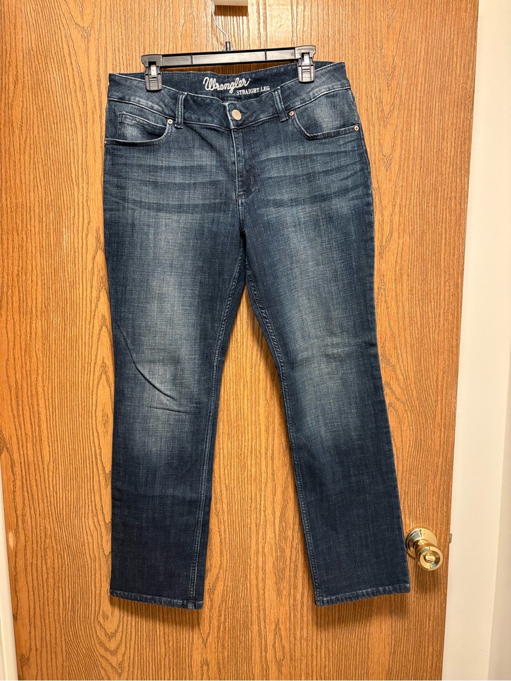 Wrangler Women's Indigo Straight Leg Jeans